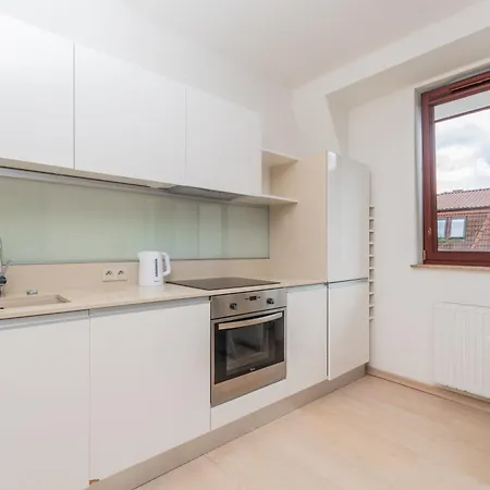 Calm By Grand 소포트