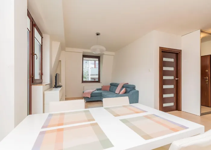 Calm By Grand Apartmán